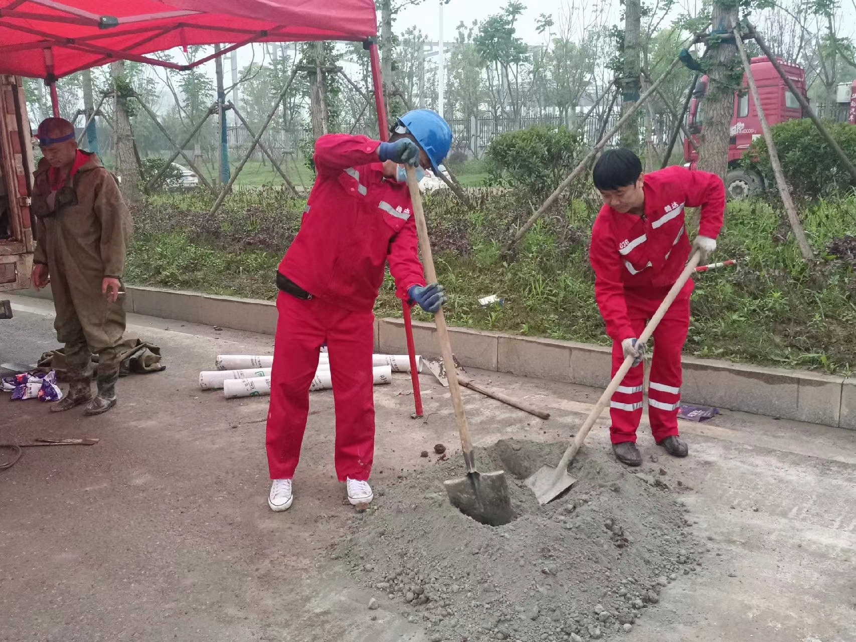 宕昌管道疏通哪家好】及时进行市政管道清淤